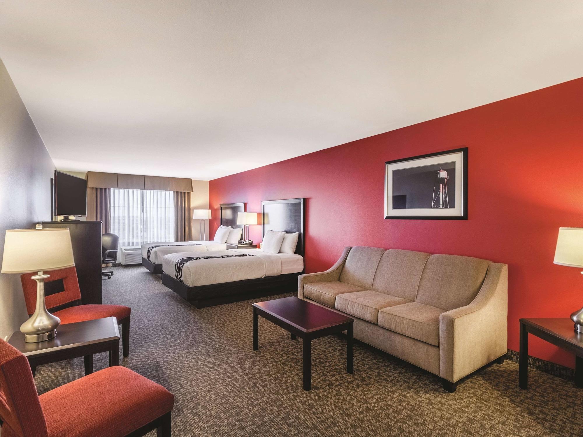 La Quinta By Wyndham Fargo-Medical Center Hotel Bagian luar foto