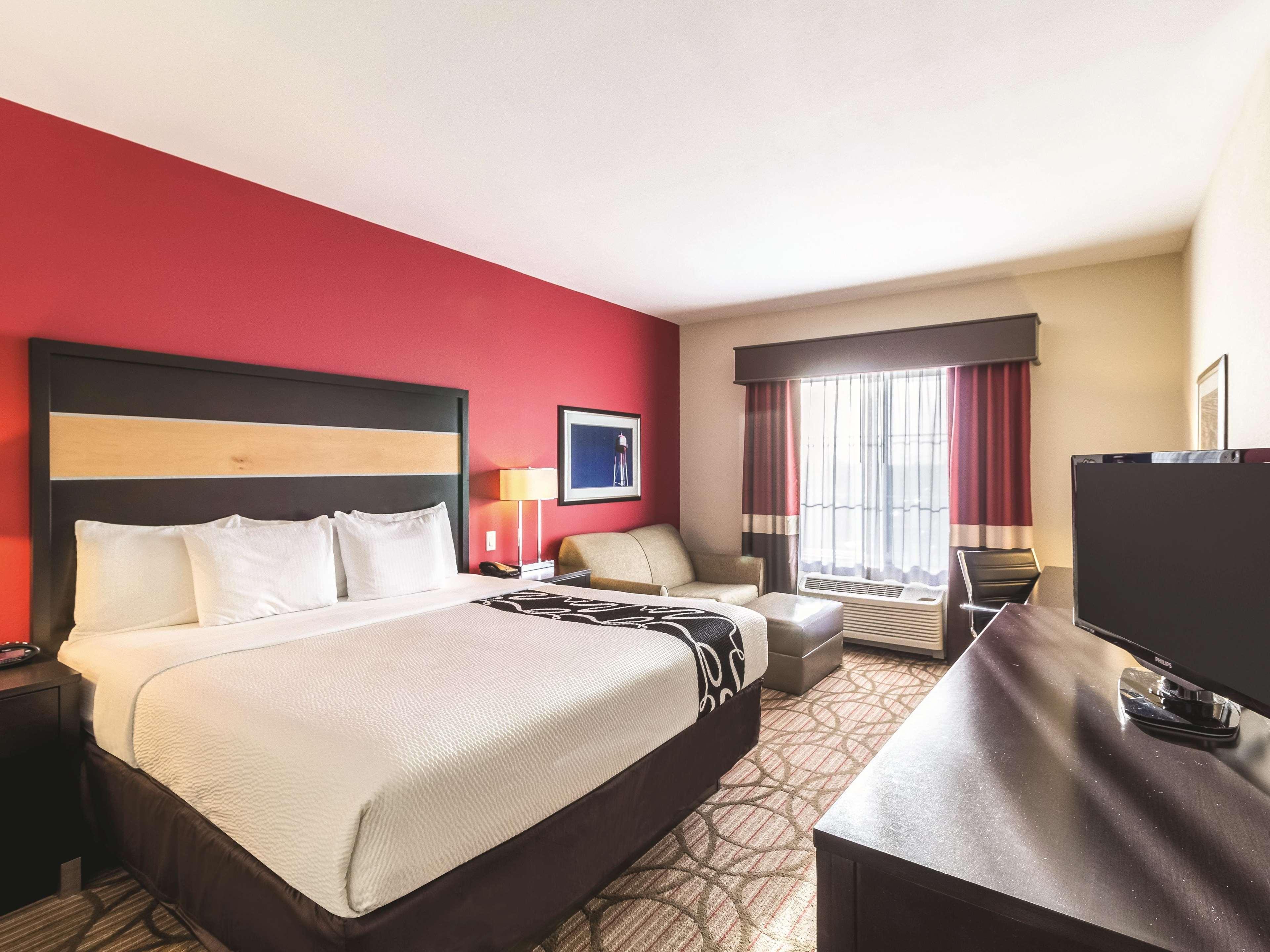 La Quinta By Wyndham Fargo-Medical Center Hotel Bagian luar foto