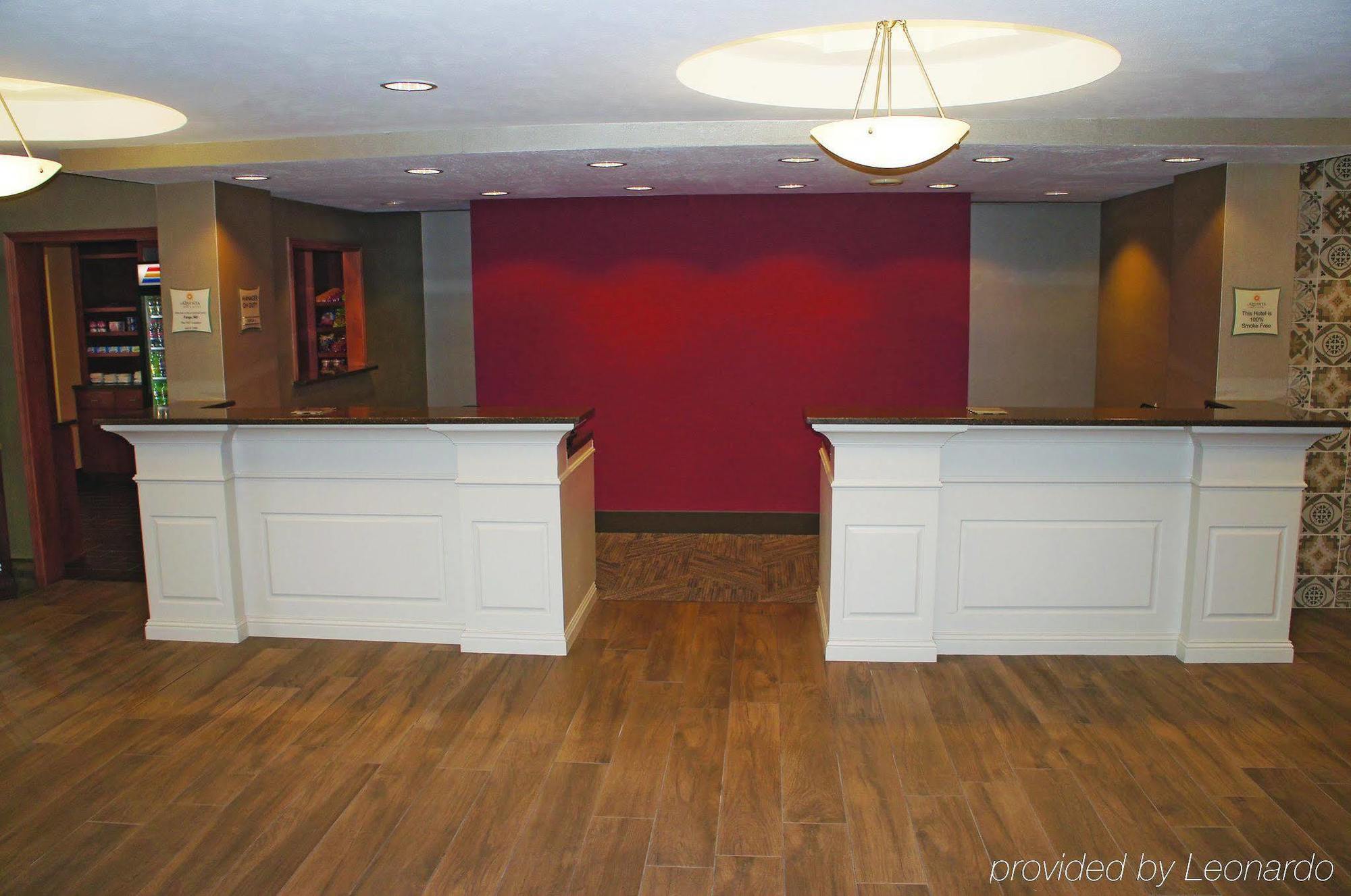 La Quinta By Wyndham Fargo-Medical Center Hotel Bagian luar foto
