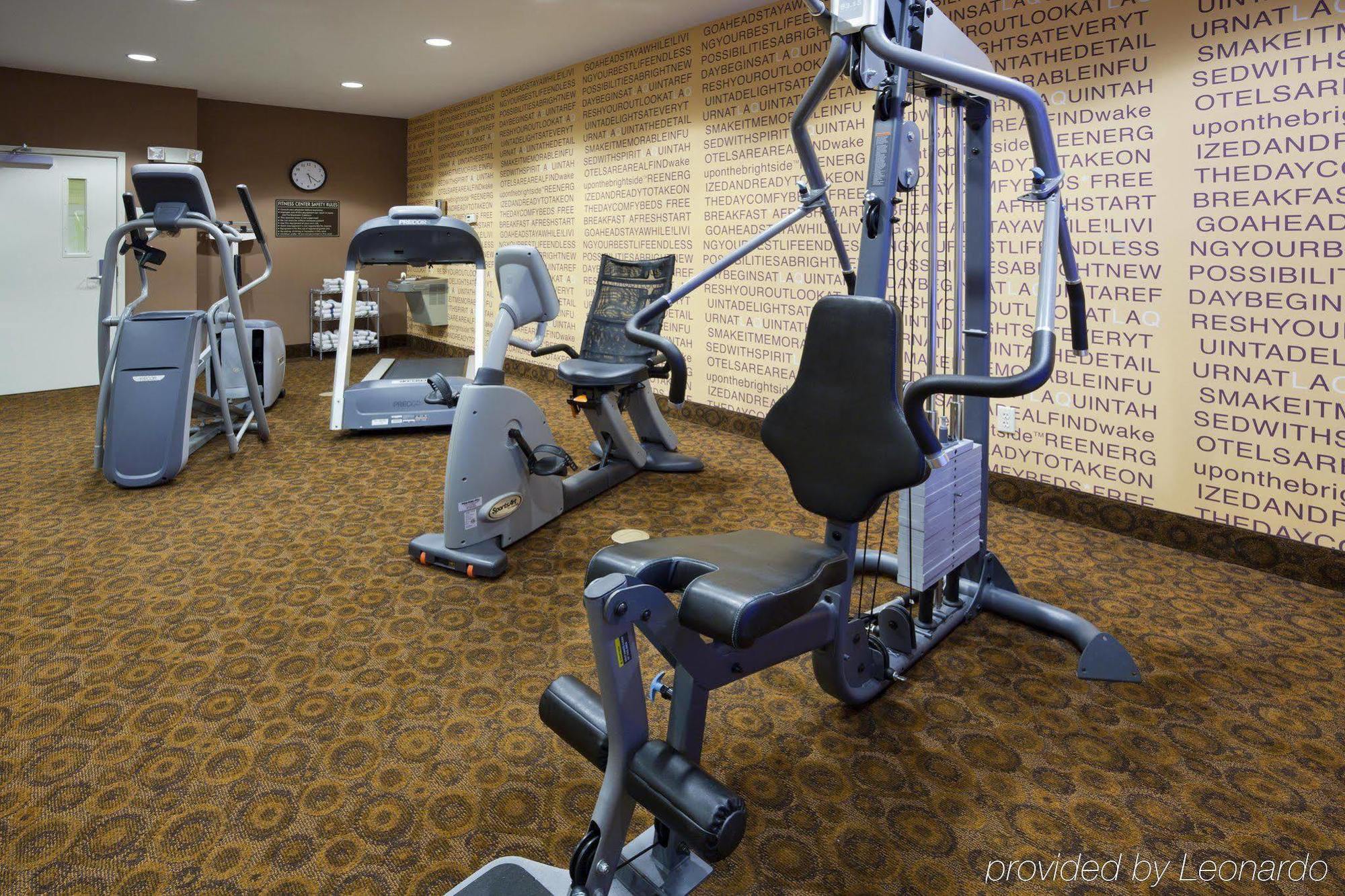 La Quinta By Wyndham Fargo-Medical Center Hotel Fasilitas foto