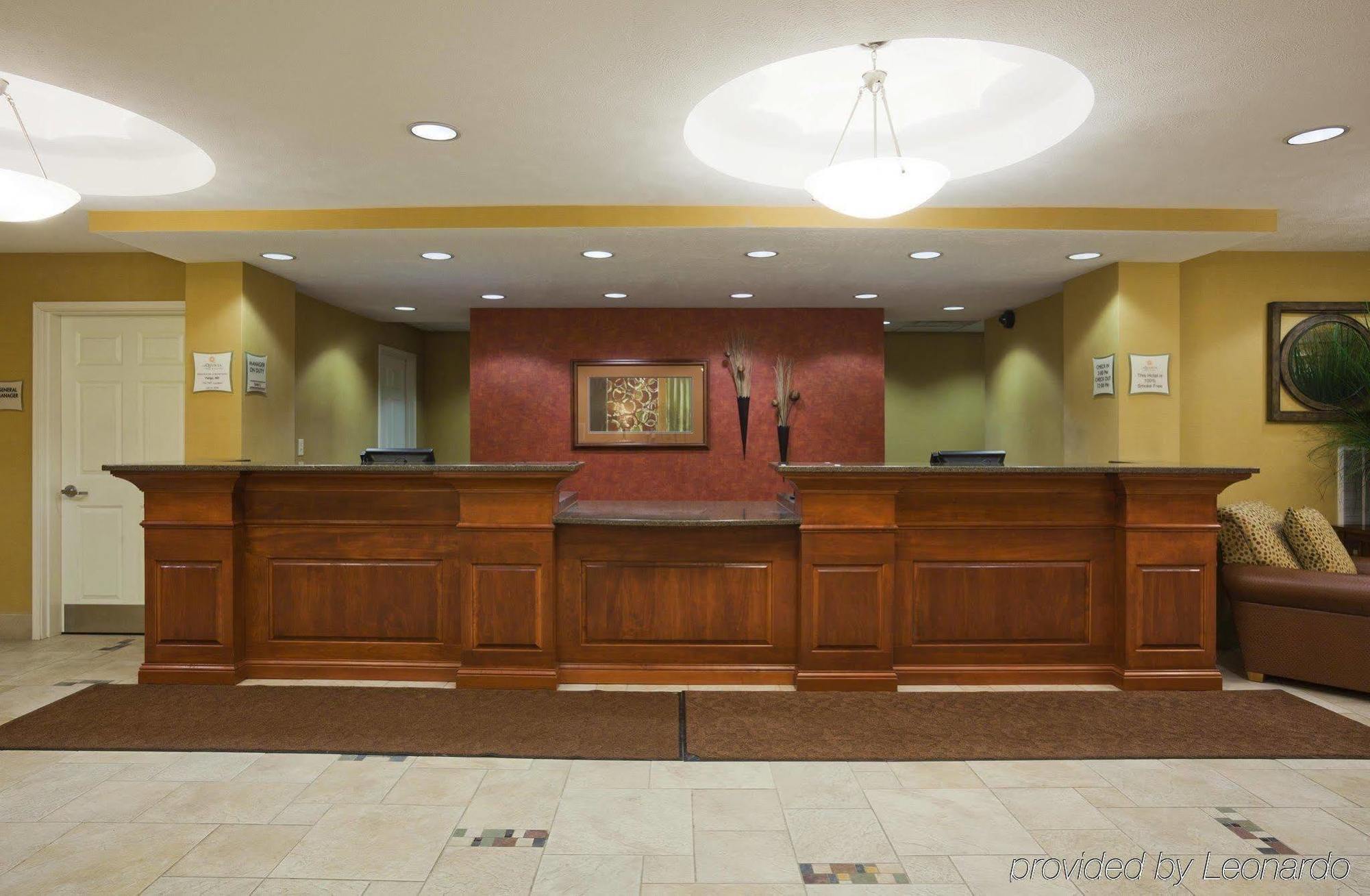 La Quinta By Wyndham Fargo-Medical Center Hotel Bagian luar foto